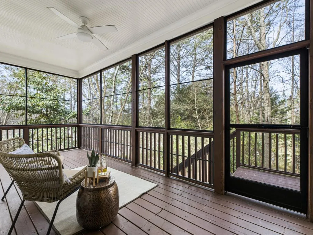 1000 Madeline Lane, Sandy Springs, Georgia 30350, 4 Bedrooms Bedrooms, ,4 BathroomsBathrooms,Residential,Sold,1000 Madeline Lane,7358423
