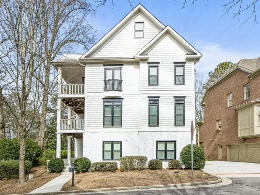 1000 Madeline Lane, Sandy Springs, Georgia 30350, 4 Bedrooms Bedrooms, ,4 BathroomsBathrooms,Residential,Sold,1000 Madeline Lane,7358423