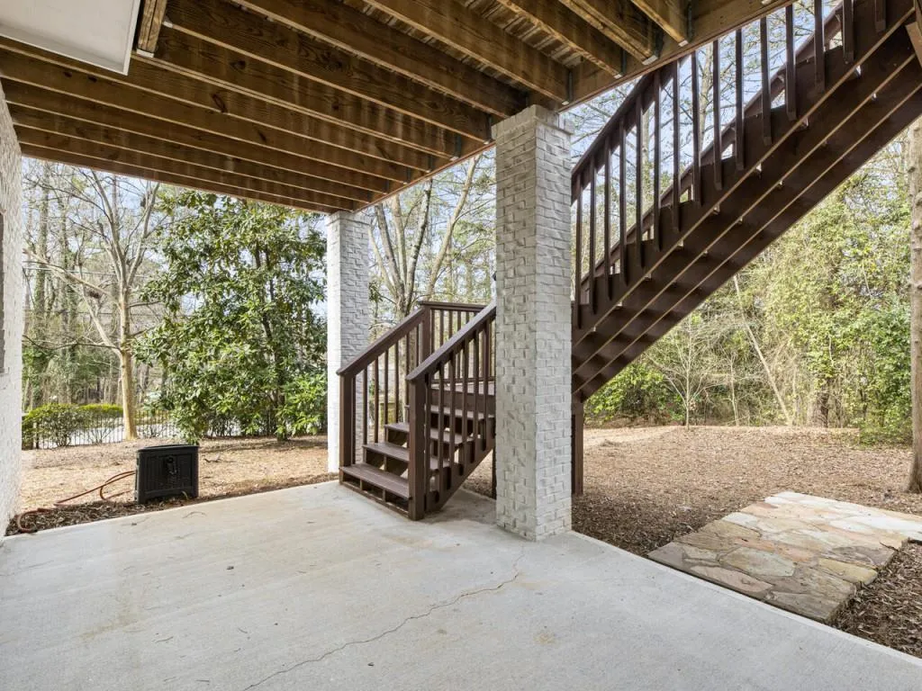 1000 Madeline Lane, Sandy Springs, Georgia 30350, 4 Bedrooms Bedrooms, ,4 BathroomsBathrooms,Residential,Sold,1000 Madeline Lane,7358423