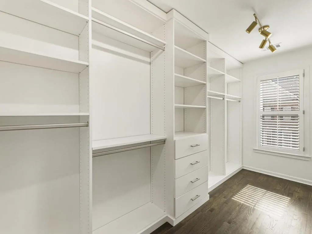 1000 Madeline Lane, Sandy Springs, Georgia 30350, 4 Bedrooms Bedrooms, ,4 BathroomsBathrooms,Residential,Sold,1000 Madeline Lane,7358423