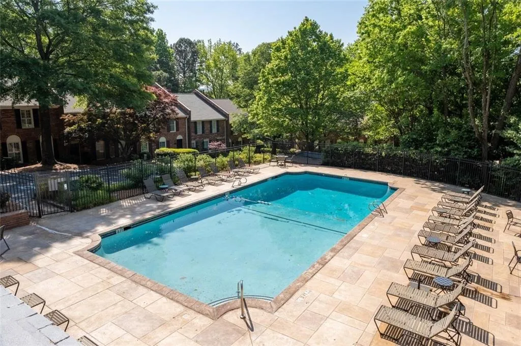 413 The North Chace, Sandy Springs, Georgia 30328, 4 Bedrooms Bedrooms, ,3 BathroomsBathrooms,Residential,For Sale,413 The North Chace,7759168