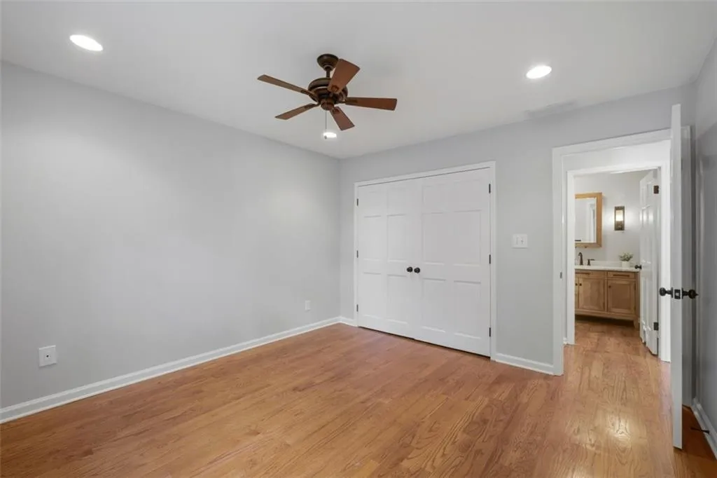 Guest bedroom 2