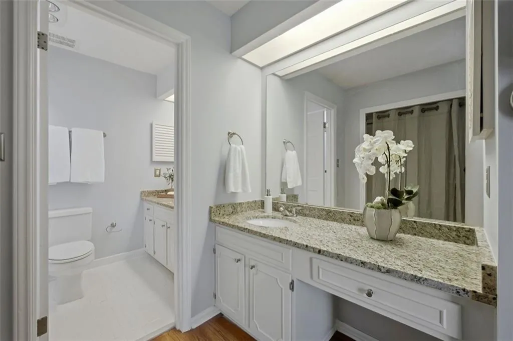 413 The North Chace, Sandy Springs, Georgia 30328, 4 Bedrooms Bedrooms, ,3 BathroomsBathrooms,Residential,For Sale,413 The North Chace,7759168