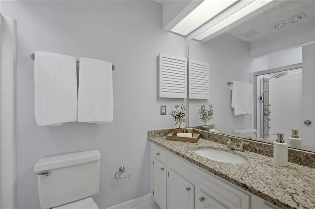 413 The North Chace, Sandy Springs, Georgia 30328, 4 Bedrooms Bedrooms, ,3 BathroomsBathrooms,Residential,For Sale,413 The North Chace,7759168