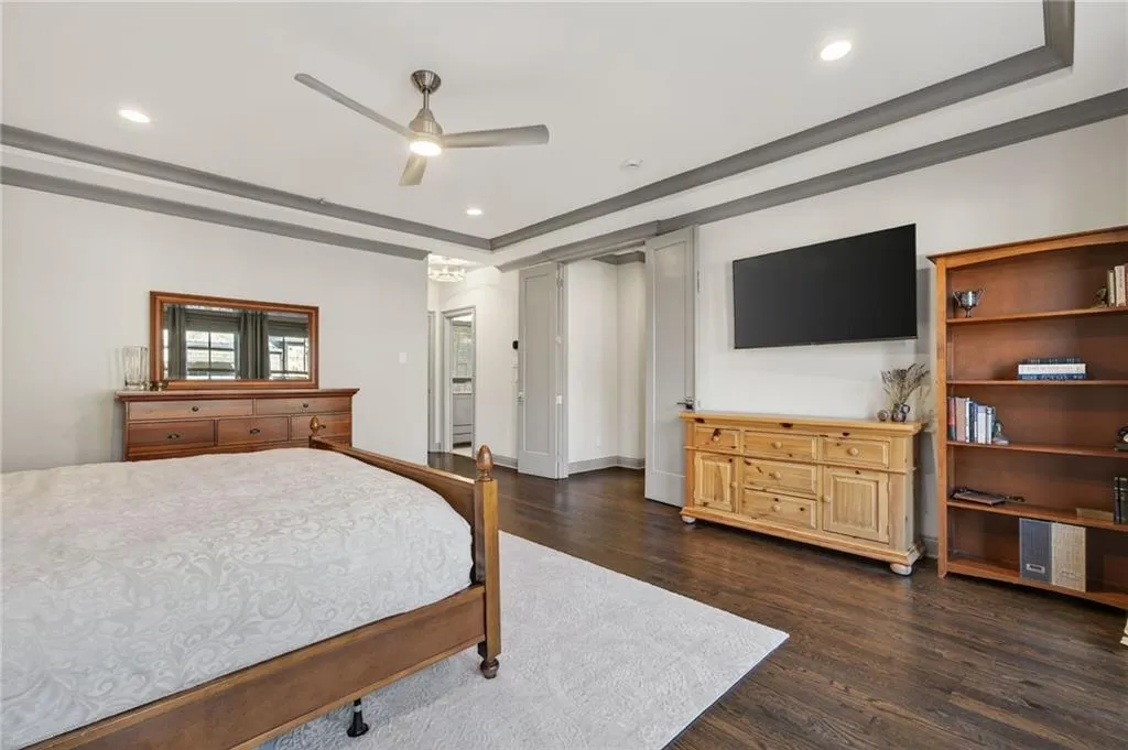 3804 Lookout Perch Lane Se Unit 23, Atlanta, Georgia 30339, 4 Bedrooms Bedrooms, 0 ,4 BathroomsBathrooms,Residential,For Sale,3804 Lookout Perch Lane Se Unit 23,7718306