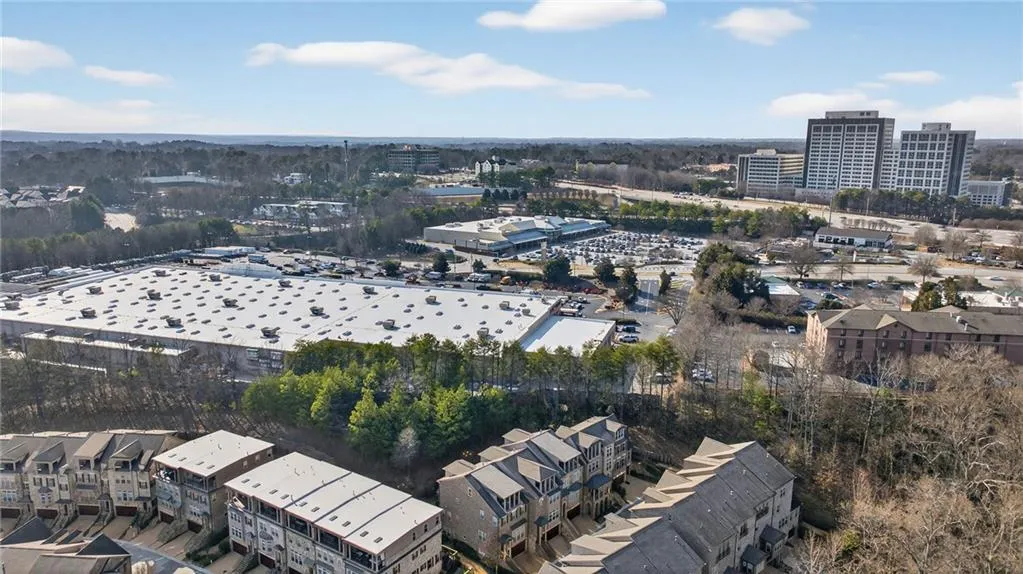 3804 Lookout Perch Lane Se Unit 23, Atlanta, Georgia 30339, 4 Bedrooms Bedrooms, 0 ,4 BathroomsBathrooms,Residential,For Sale,3804 Lookout Perch Lane Se Unit 23,7718306