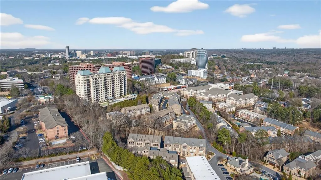 3804 Lookout Perch Lane Se Unit 23, Atlanta, Georgia 30339, 4 Bedrooms Bedrooms, 0 ,4 BathroomsBathrooms,Residential,For Sale,3804 Lookout Perch Lane Se Unit 23,7718306