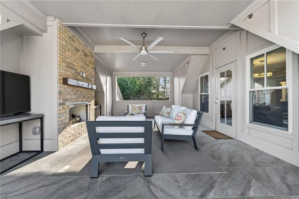 3804 Lookout Perch Lane Se Unit 23, Atlanta, Georgia 30339, 4 Bedrooms Bedrooms, 0 ,4 BathroomsBathrooms,Residential,For Sale,3804 Lookout Perch Lane Se Unit 23,7718306