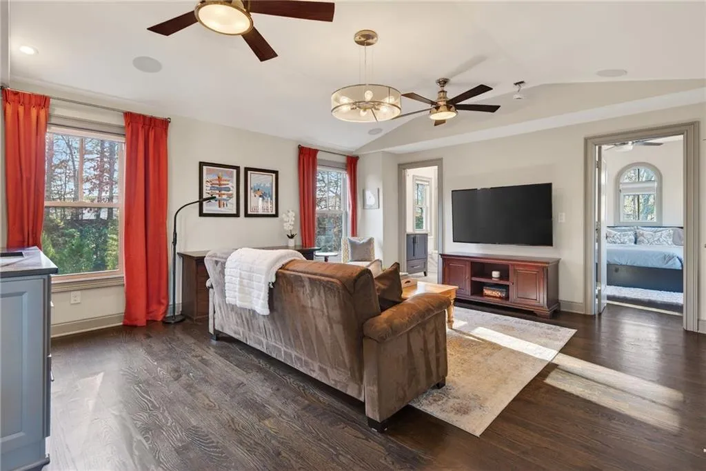 3804 Lookout Perch Lane Se Unit 23, Atlanta, Georgia 30339, 4 Bedrooms Bedrooms, 0 ,4 BathroomsBathrooms,Residential,For Sale,3804 Lookout Perch Lane Se Unit 23,7718306
