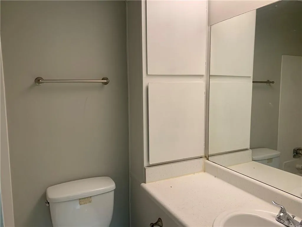 546 Northridge Crossing Drive, Sandy Springs, Georgia 30350, 2 Bedrooms Bedrooms, ,2 BathroomsBathrooms,Residential,Sold,546 Northridge Crossing Drive,6675427