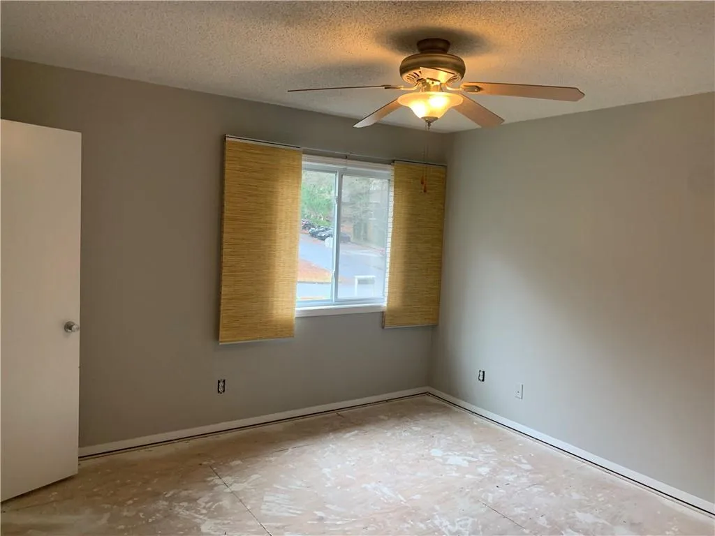 546 Northridge Crossing Drive, Sandy Springs, Georgia 30350, 2 Bedrooms Bedrooms, ,2 BathroomsBathrooms,Residential,Sold,546 Northridge Crossing Drive,6675427