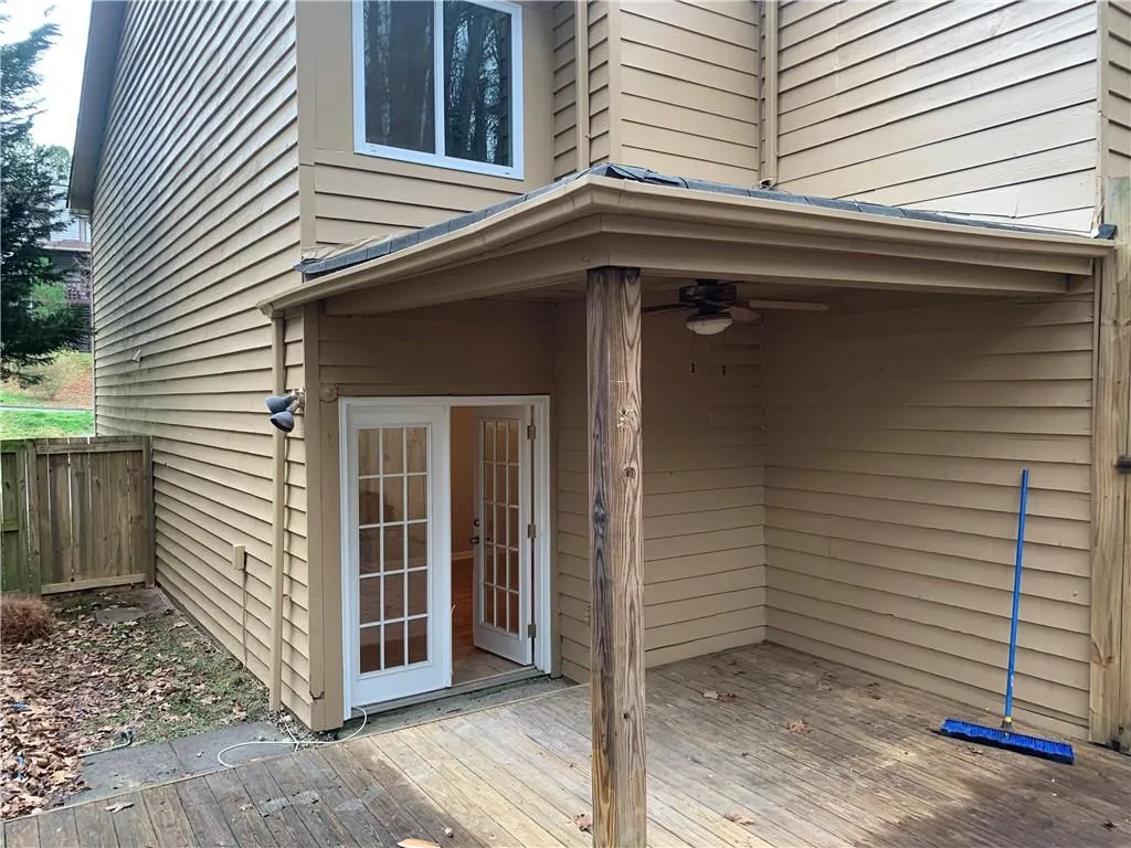 546 Northridge Crossing Drive, Sandy Springs, Georgia 30350, 2 Bedrooms Bedrooms, ,2 BathroomsBathrooms,Residential,Sold,546 Northridge Crossing Drive,6675427