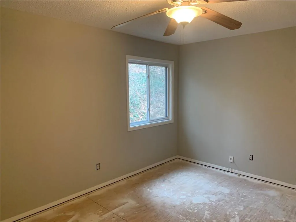 546 Northridge Crossing Drive, Sandy Springs, Georgia 30350, 2 Bedrooms Bedrooms, ,2 BathroomsBathrooms,Residential,Sold,546 Northridge Crossing Drive,6675427