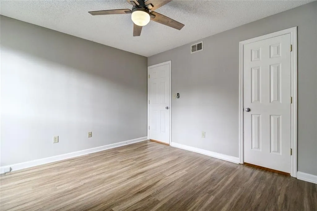 629 Granville Court, Sandy Springs, Georgia 30328, 1 Bedroom Bedrooms, ,1 BathroomBathrooms,Residential,Sold,629 Granville Court,6842656