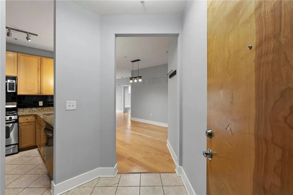 799 Hammond Drive Unit 219, Atlanta, Georgia 30328, 2 Bedrooms Bedrooms, ,2 BathroomsBathrooms,Residential,For Sale,799 Hammond Drive Unit 219,7686623