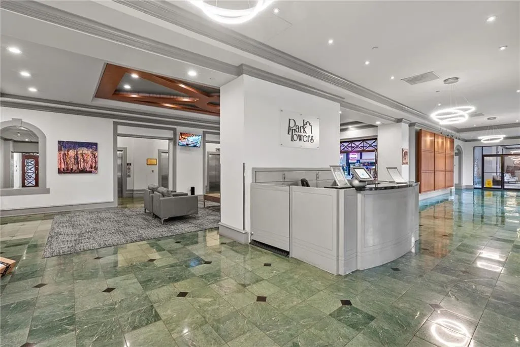 799 Hammond Drive Unit 219, Atlanta, Georgia 30328, 2 Bedrooms Bedrooms, ,2 BathroomsBathrooms,Residential,For Sale,799 Hammond Drive Unit 219,7686623