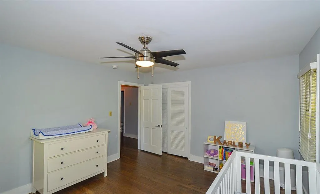 105 W Spalding Drive, Sandy Springs, Georgia 30328, 4 Bedrooms Bedrooms, ,3 BathroomsBathrooms,Residential,Sold,105 W Spalding Drive,5767373