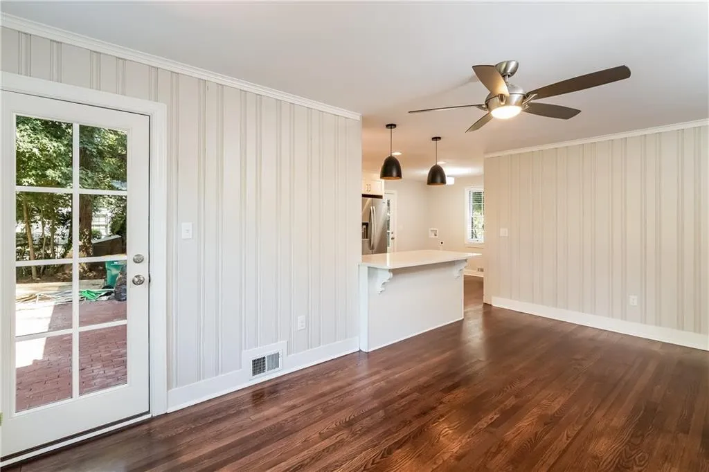 450 Pine Forest Road, Sandy Springs, Georgia 30342, 3 Bedrooms Bedrooms, ,2 BathroomsBathrooms,Residential,Sold,450 Pine Forest Road,6555943
