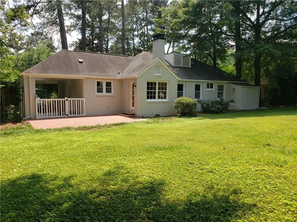 450 Pine Forest Road, Sandy Springs, Georgia 30342, 3 Bedrooms Bedrooms, ,2 BathroomsBathrooms,Residential,Sold,450 Pine Forest Road,6555943