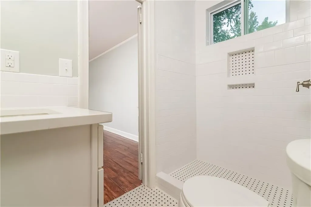 450 Pine Forest Road, Sandy Springs, Georgia 30342, 3 Bedrooms Bedrooms, ,2 BathroomsBathrooms,Residential,Sold,450 Pine Forest Road,6555943