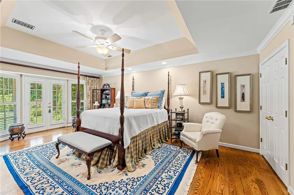 5865 Riverwood Drive, Sandy Springs, Georgia 30328, 4 Bedrooms Bedrooms, ,3 BathroomsBathrooms,Residential,Sold,5865 Riverwood Drive,7072287