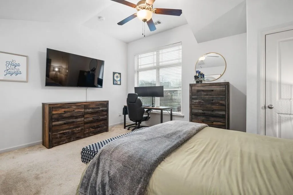 215 Semel Circle Nw Unit 460, Atlanta, Georgia 30309, 2 Bedrooms Bedrooms, ,2 BathroomsBathrooms,Residential,Sold,215 Semel Circle Nw Unit 460,7182111