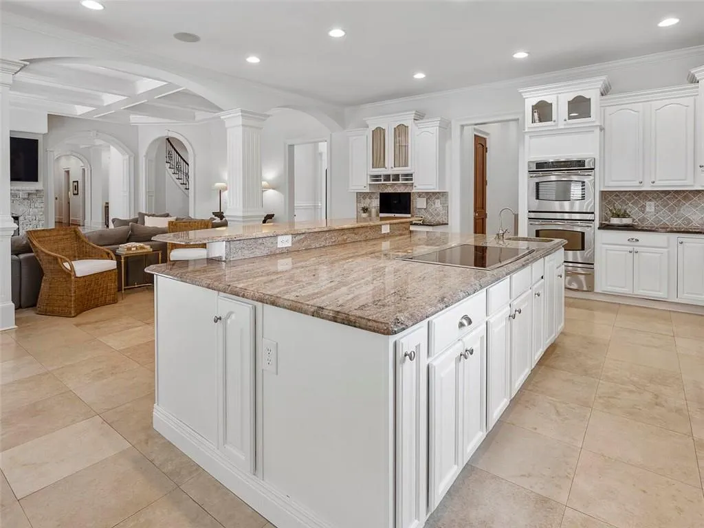 5170 Peachtree Dunwoody Road, Sandy Springs, Georgia 30342, 7 Bedrooms Bedrooms, ,9 BathroomsBathrooms,Residential,Sold,5170 Peachtree Dunwoody Road,6929051