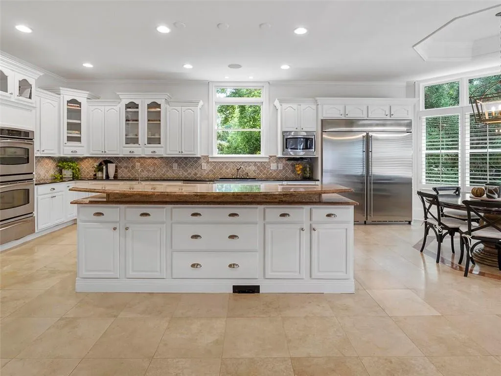 5170 Peachtree Dunwoody Road, Sandy Springs, Georgia 30342, 7 Bedrooms Bedrooms, ,9 BathroomsBathrooms,Residential,Sold,5170 Peachtree Dunwoody Road,6929051