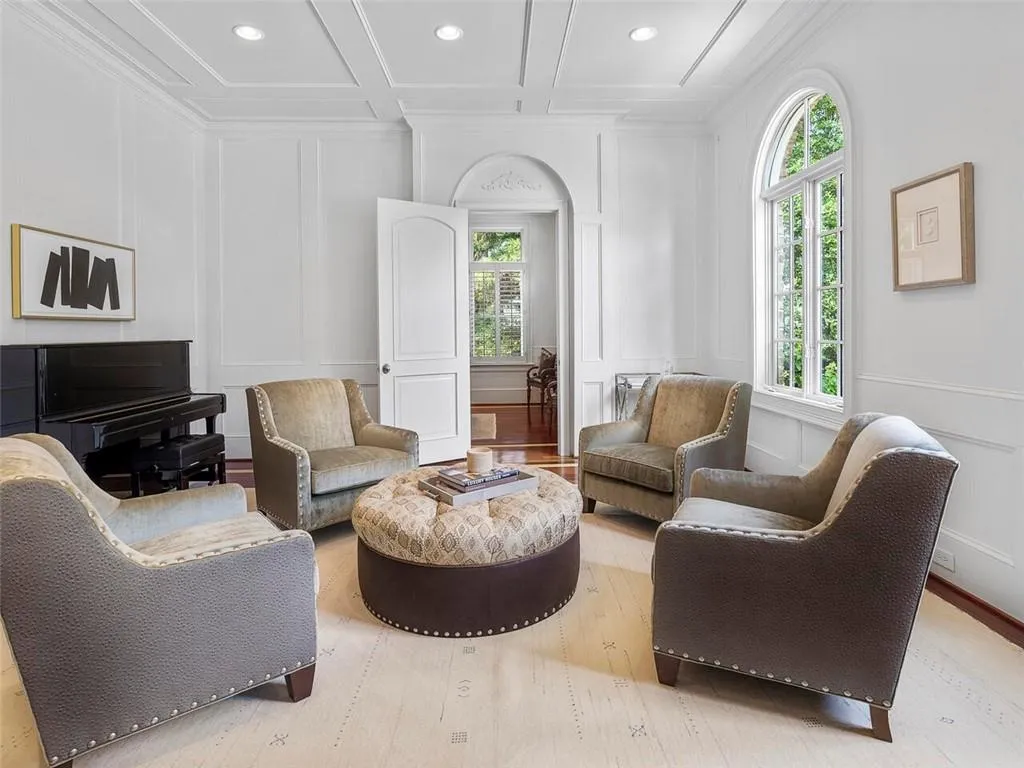 5170 Peachtree Dunwoody Road, Sandy Springs, Georgia 30342, 7 Bedrooms Bedrooms, ,9 BathroomsBathrooms,Residential,Sold,5170 Peachtree Dunwoody Road,6929051