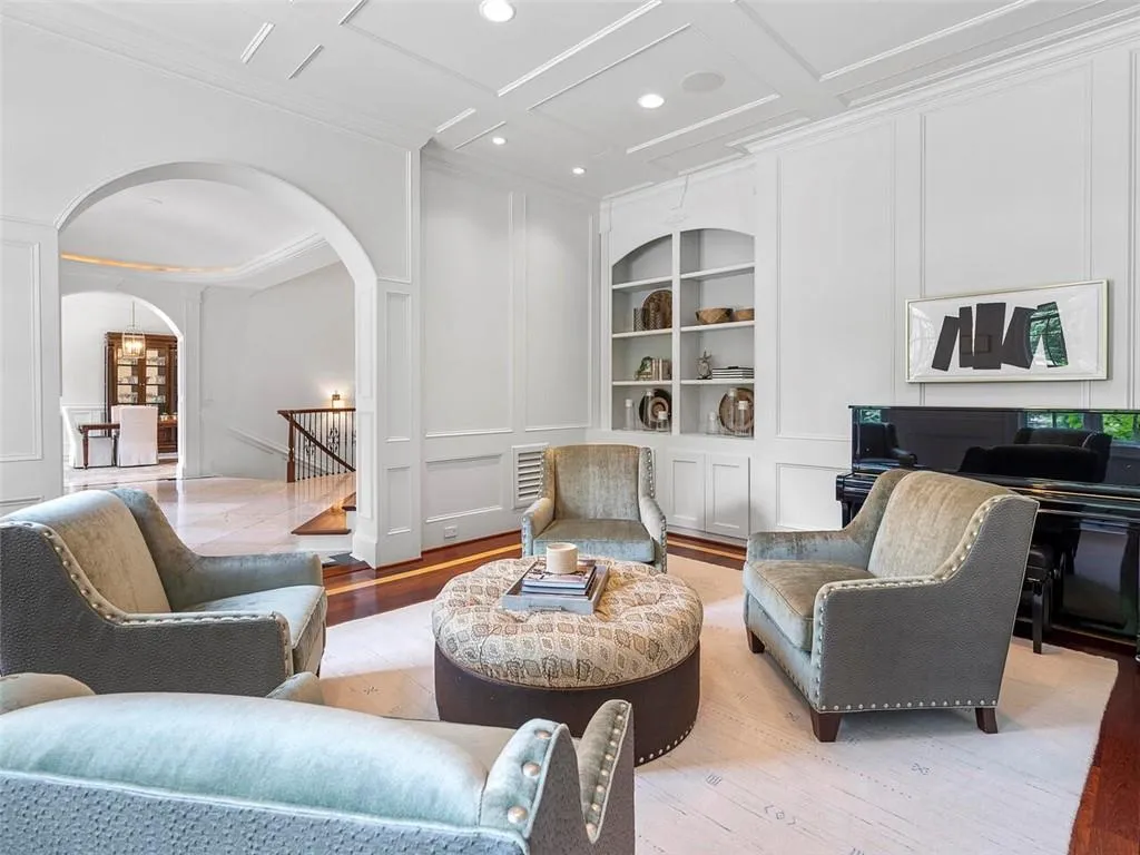 5170 Peachtree Dunwoody Road, Sandy Springs, Georgia 30342, 7 Bedrooms Bedrooms, ,9 BathroomsBathrooms,Residential,Sold,5170 Peachtree Dunwoody Road,6929051