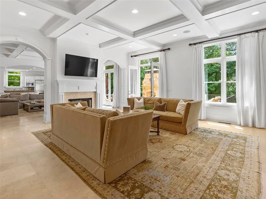 5170 Peachtree Dunwoody Road, Sandy Springs, Georgia 30342, 7 Bedrooms Bedrooms, ,9 BathroomsBathrooms,Residential,Sold,5170 Peachtree Dunwoody Road,6929051