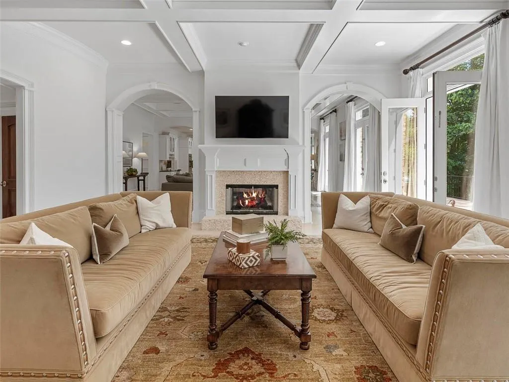 5170 Peachtree Dunwoody Road, Sandy Springs, Georgia 30342, 7 Bedrooms Bedrooms, ,9 BathroomsBathrooms,Residential,Sold,5170 Peachtree Dunwoody Road,6929051