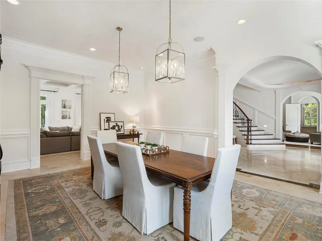 5170 Peachtree Dunwoody Road, Sandy Springs, Georgia 30342, 7 Bedrooms Bedrooms, ,9 BathroomsBathrooms,Residential,Sold,5170 Peachtree Dunwoody Road,6929051