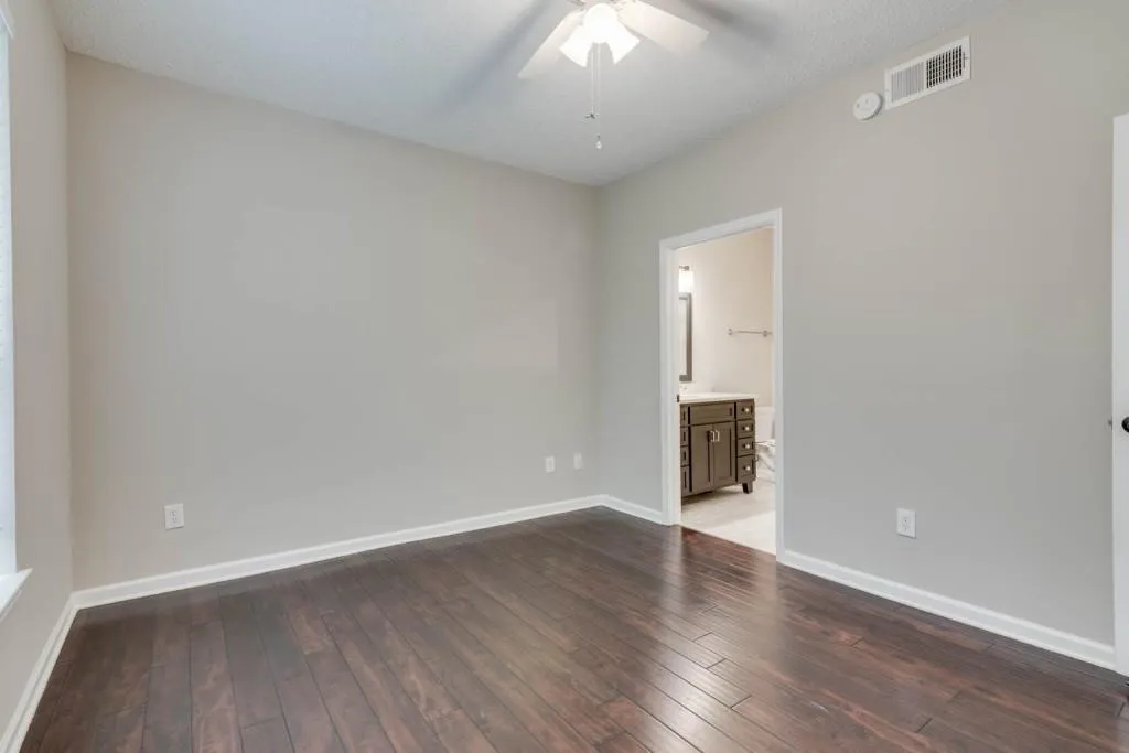 5559 Glenridge Drive Unit 2108, Atlanta, Georgia 30342, 2 Bedrooms Bedrooms, ,2 BathroomsBathrooms,Residential,Sold,5559 Glenridge Drive Unit 2108,6905874