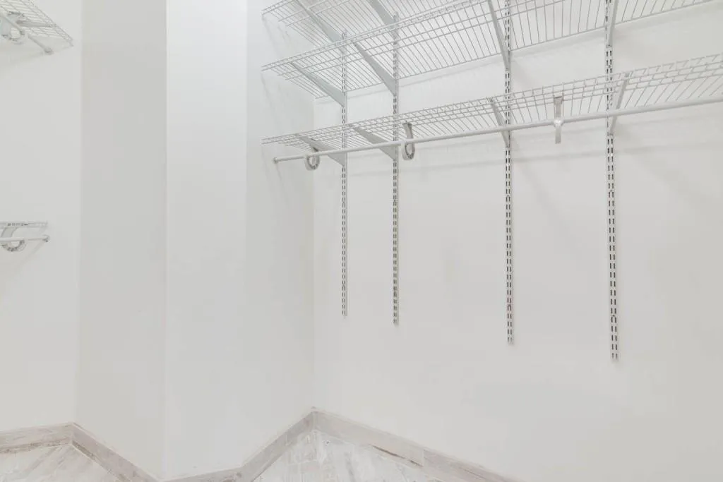 5559 Glenridge Drive Unit 2108, Atlanta, Georgia 30342, 2 Bedrooms Bedrooms, ,2 BathroomsBathrooms,Residential,Sold,5559 Glenridge Drive Unit 2108,6905874