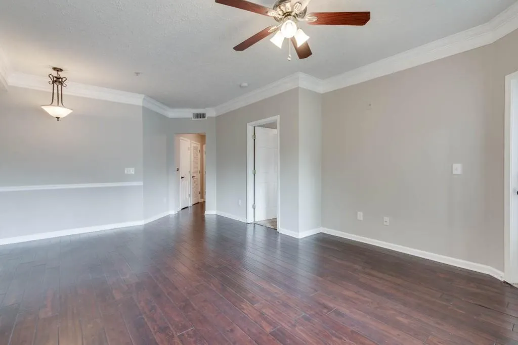 5559 Glenridge Drive Unit 2108, Atlanta, Georgia 30342, 2 Bedrooms Bedrooms, ,2 BathroomsBathrooms,Residential,Sold,5559 Glenridge Drive Unit 2108,6905874