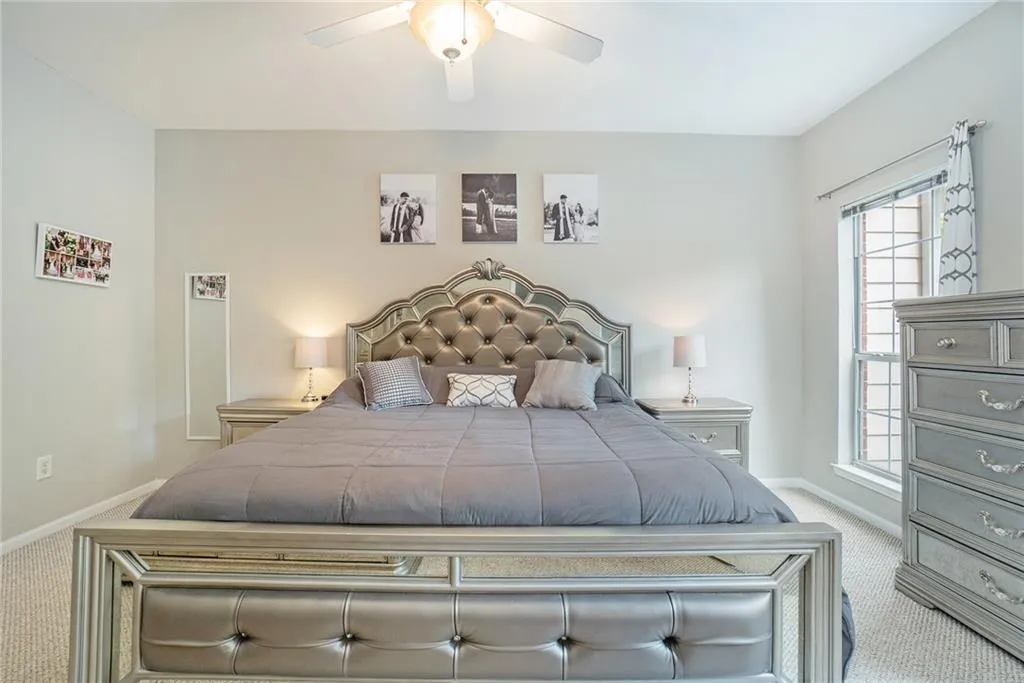 5641 Roswell Road Unit 105, Atlanta, Georgia 30342, 2 Bedrooms Bedrooms, ,2 BathroomsBathrooms,Residential,Sold,5641 Roswell Road Unit 105,6550314