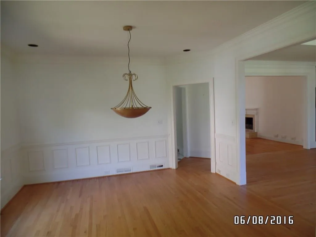 520 Northland Ridge Court, Atlanta, Georgia 30342, 5 Bedrooms Bedrooms, ,5 BathroomsBathrooms,Residential,Sold,520 Northland Ridge Court,5703865