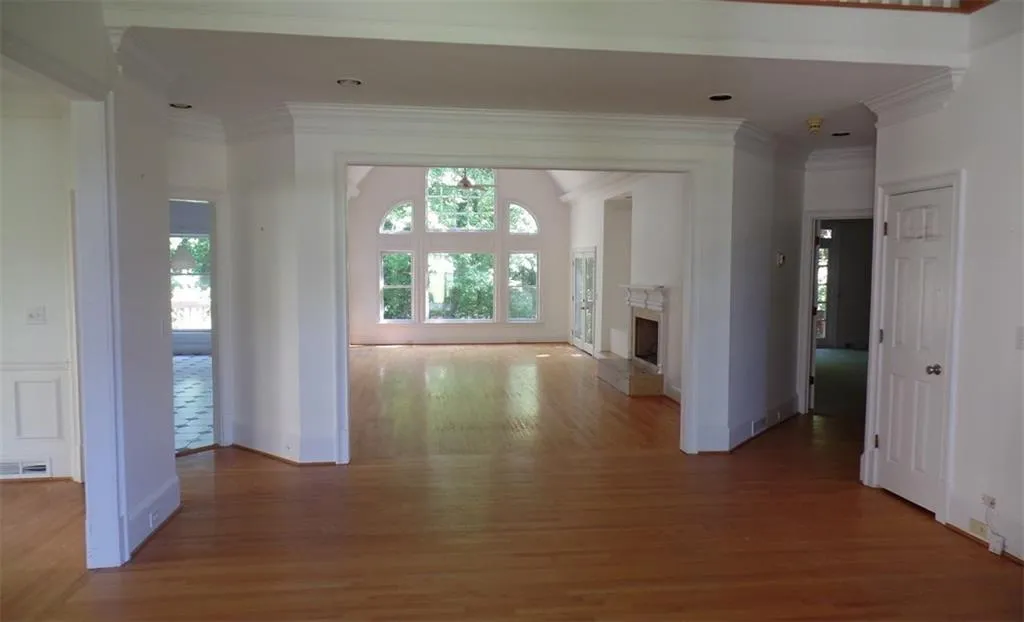 520 Northland Ridge Court, Atlanta, Georgia 30342, 5 Bedrooms Bedrooms, ,5 BathroomsBathrooms,Residential,Sold,520 Northland Ridge Court,5703865