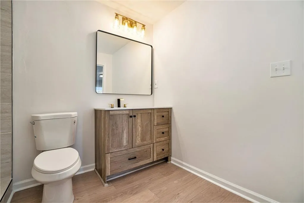 2901 Lenox Road Ne Unit 901, Atlanta, Georgia 30324, 2 Bedrooms Bedrooms, ,1 BathroomBathrooms,Residential,For Sale,2901 Lenox Road Ne Unit 901,7638313