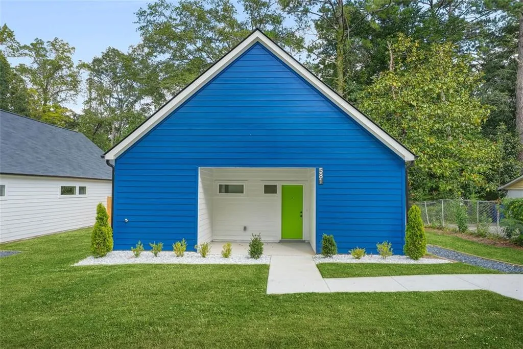 581 Woods Drive Nw, Atlanta, Georgia 30318, 3 Bedrooms Bedrooms, ,2 BathroomsBathrooms,Residential,For Sale,581 Woods Drive Nw,7648966