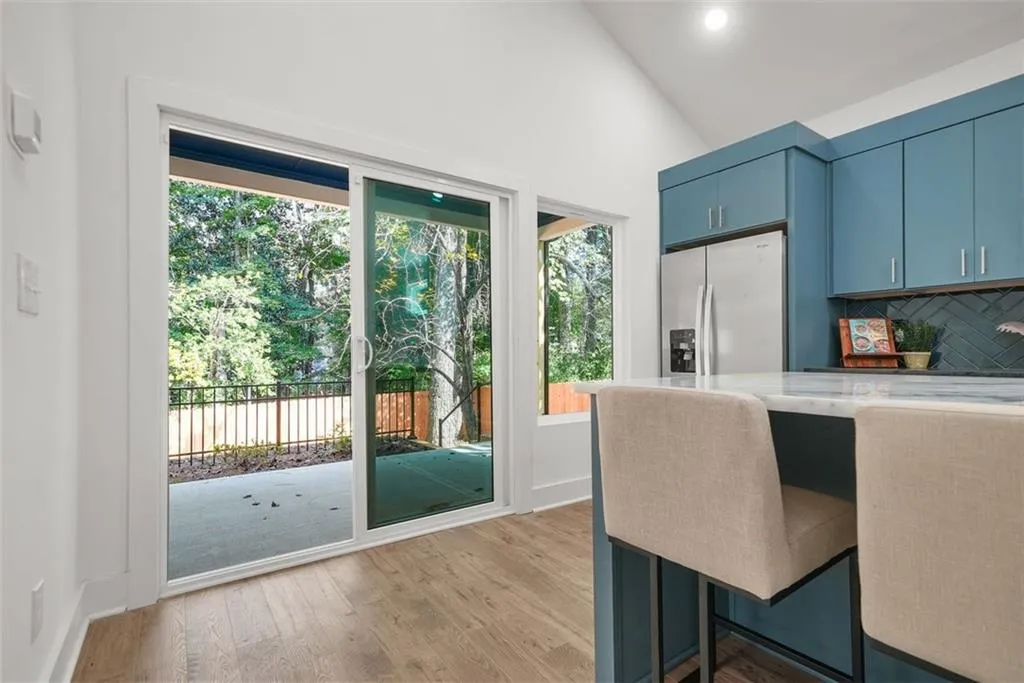 581 Woods Drive Nw, Atlanta, Georgia 30318, 3 Bedrooms Bedrooms, ,2 BathroomsBathrooms,Residential,For Sale,581 Woods Drive Nw,7648966