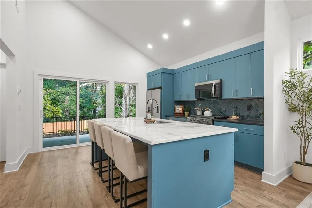 581 Woods Drive Nw, Atlanta, Georgia 30318, 3 Bedrooms Bedrooms, ,2 BathroomsBathrooms,Residential,For Sale,581 Woods Drive Nw,7648966