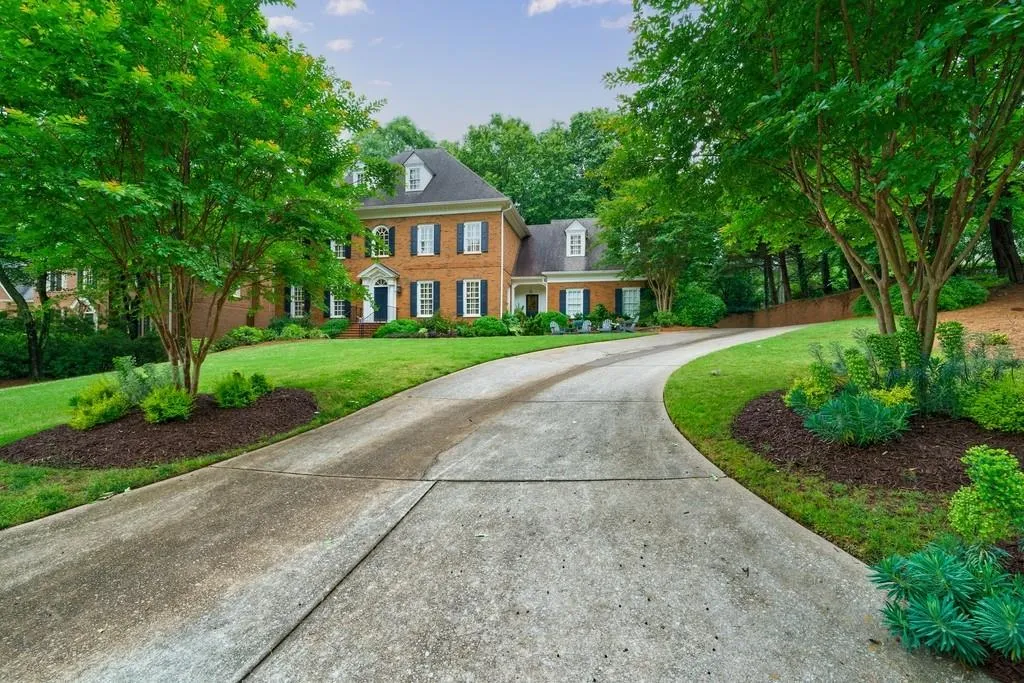 7875 Landowne Drive, Sandy Springs, Georgia 30350, 5 Bedrooms Bedrooms, ,4 BathroomsBathrooms,Residential,Sold,7875 Landowne Drive,6876880