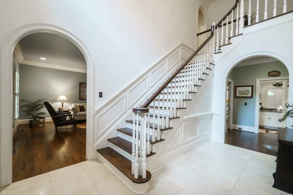 7875 Landowne Drive, Sandy Springs, Georgia 30350, 5 Bedrooms Bedrooms, ,4 BathroomsBathrooms,Residential,Sold,7875 Landowne Drive,6876880