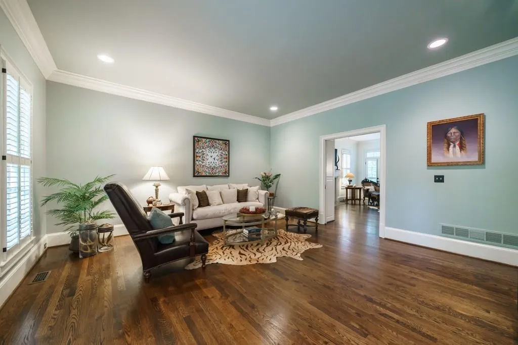 7875 Landowne Drive, Sandy Springs, Georgia 30350, 5 Bedrooms Bedrooms, ,4 BathroomsBathrooms,Residential,Sold,7875 Landowne Drive,6876880