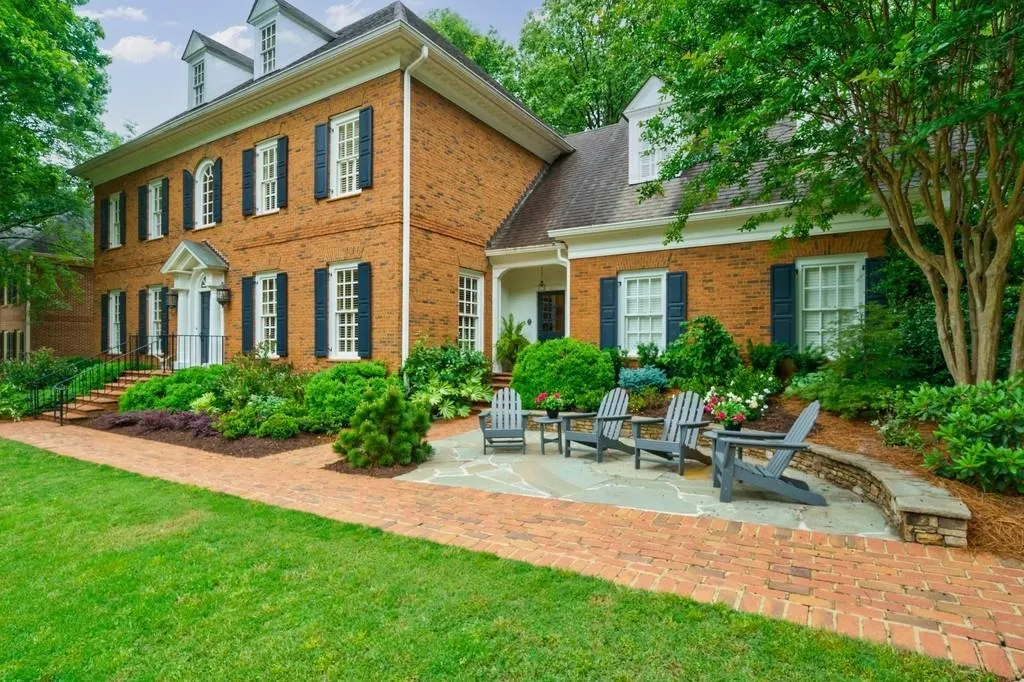 7875 Landowne Drive, Sandy Springs, Georgia 30350, 5 Bedrooms Bedrooms, ,4 BathroomsBathrooms,Residential,Sold,7875 Landowne Drive,6876880