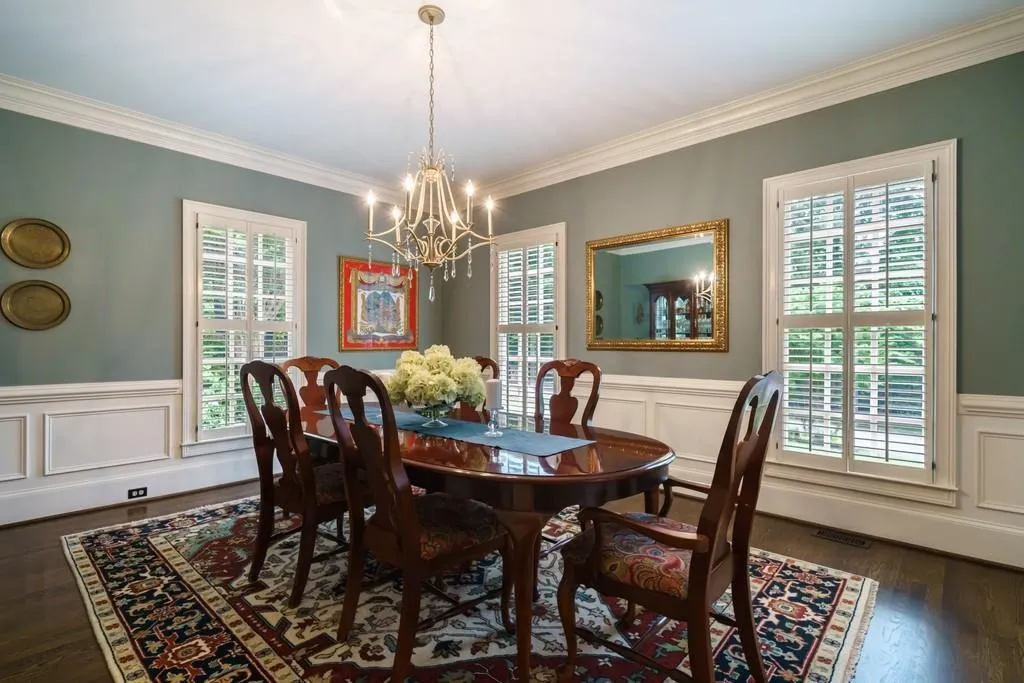 7875 Landowne Drive, Sandy Springs, Georgia 30350, 5 Bedrooms Bedrooms, ,4 BathroomsBathrooms,Residential,Sold,7875 Landowne Drive,6876880