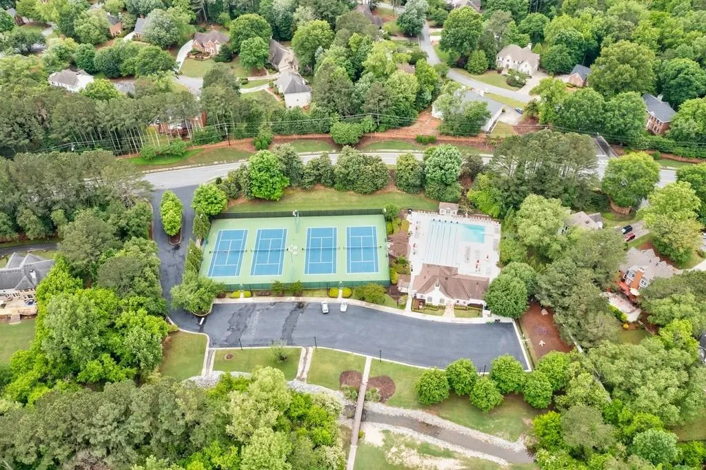 7875 Landowne Drive, Sandy Springs, Georgia 30350, 5 Bedrooms Bedrooms, ,4 BathroomsBathrooms,Residential,Sold,7875 Landowne Drive,6876880