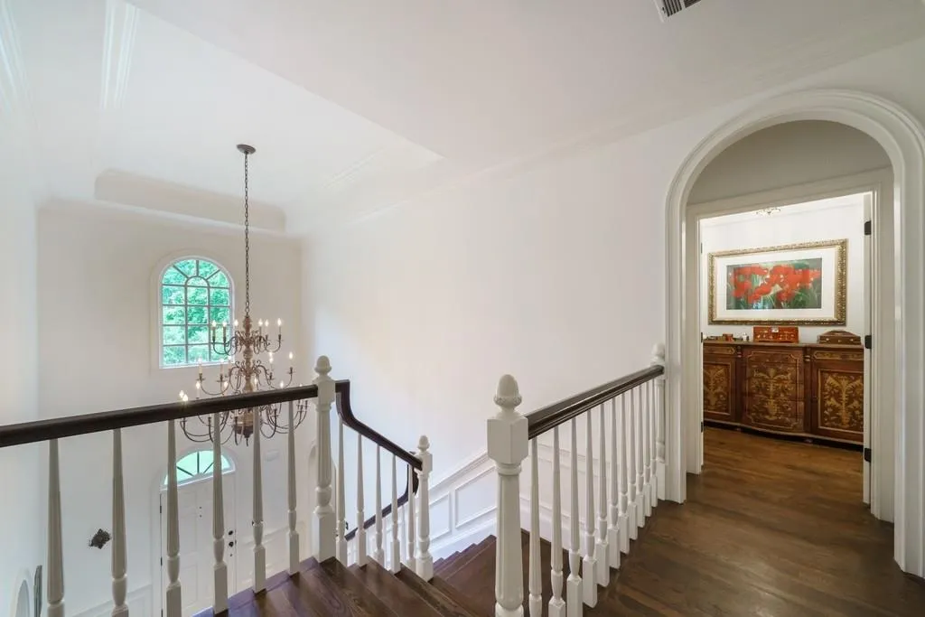 7875 Landowne Drive, Sandy Springs, Georgia 30350, 5 Bedrooms Bedrooms, ,4 BathroomsBathrooms,Residential,Sold,7875 Landowne Drive,6876880